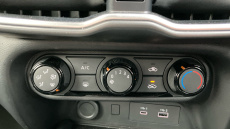 Nissan Juke 1.0 DiG-T Acenta Premium 5dr Petrol Hatchback